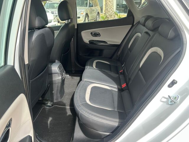 KIA CEE'D EMOTION 1.6 CRDI AUTO SPANISH LHD IN SPAIN 76000 MILES SUPERB 2014